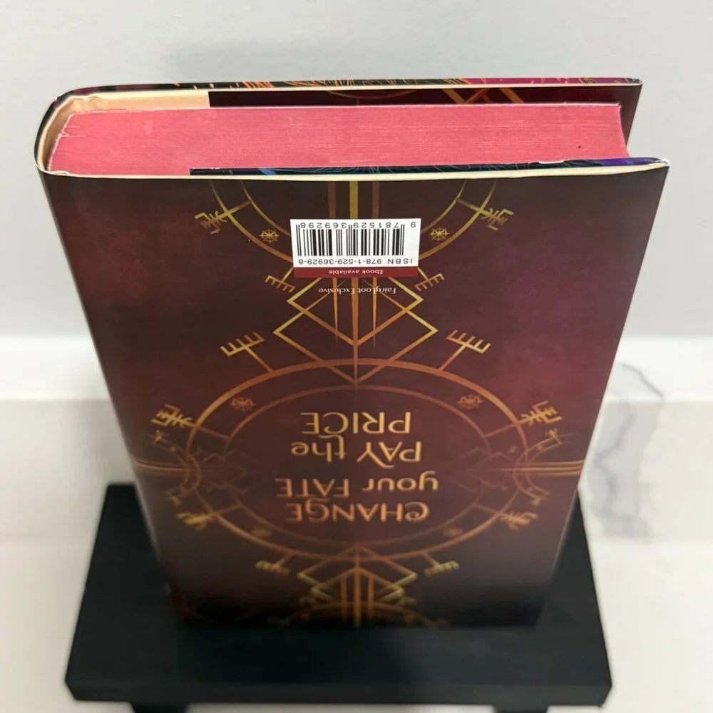 Fairyloot Items from the Feb 2021 Box - including Signed Book - Picture 14 of 15